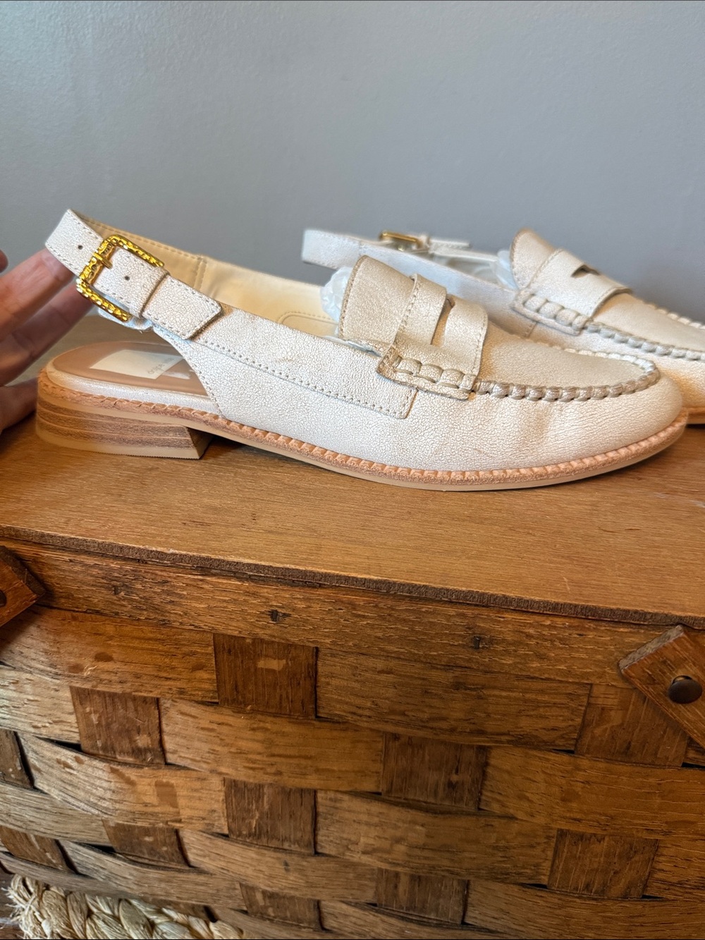 Dolce Vita Hardi Slingback Penny Loafers - Off White Crackled Leather Sz 9.5